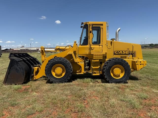 Image of Case 621B equipment image 1