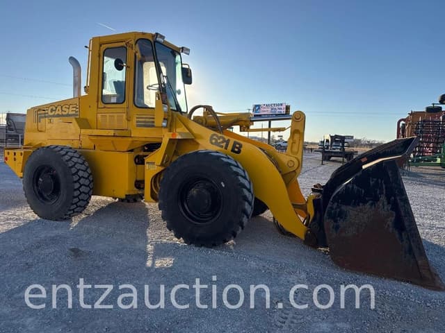 Image of Case 621B equipment image 3