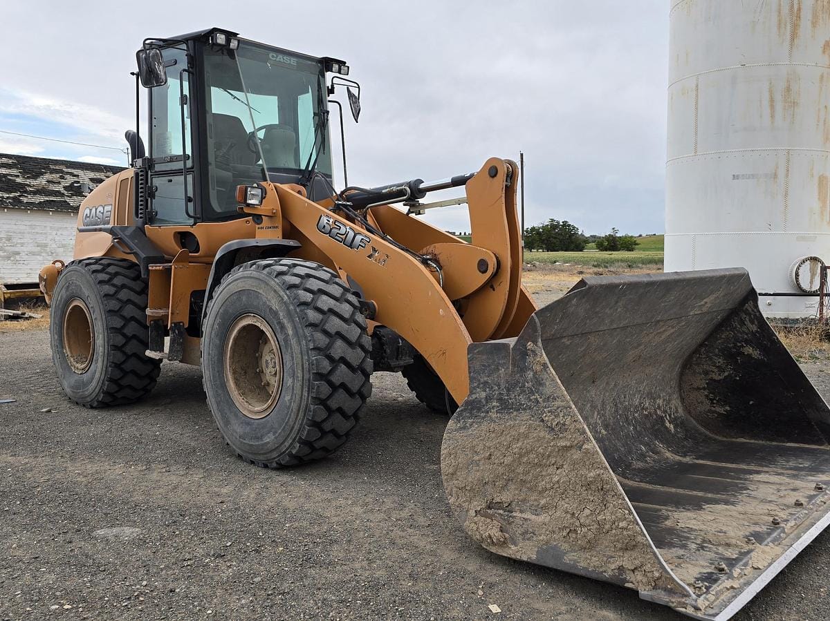 Case 621F XR Equipment Image0