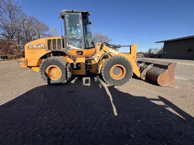 Image of Case 621F XR equipment image 3