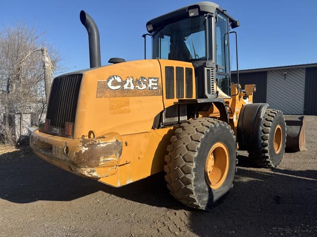 Image of Case 621F XR equipment image 4