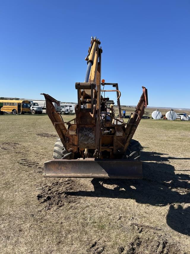 Image of Case 660 equipment image 1