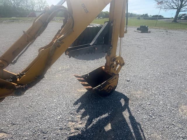 Image of Case 660 equipment image 4