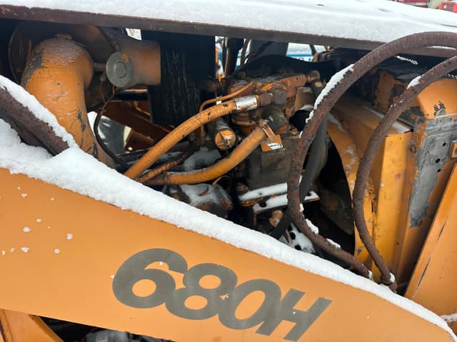 Image of Case 680H equipment image 4