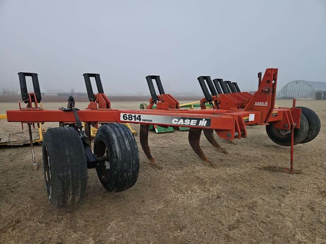 Image of Case IH 6814 equipment image 3