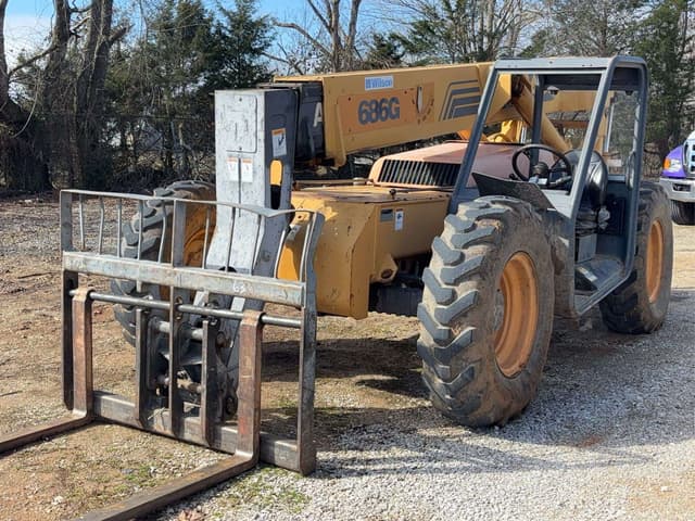 Image of Case 686G equipment image 1