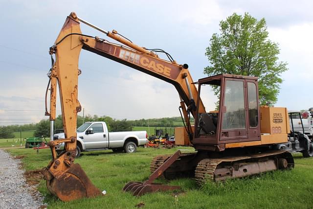 Image of Case 688 equipment image 1