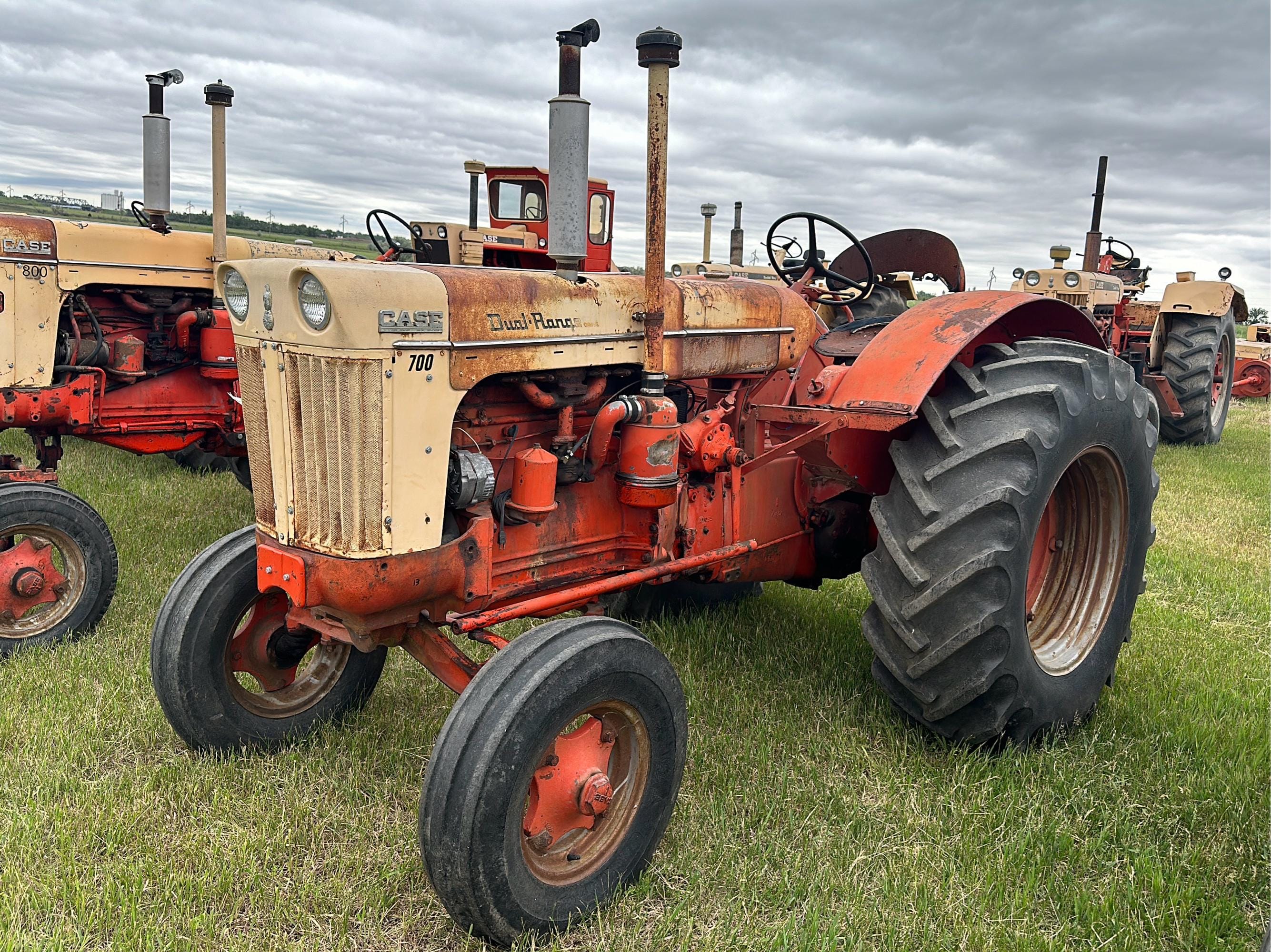 Main image J.I. Case 700