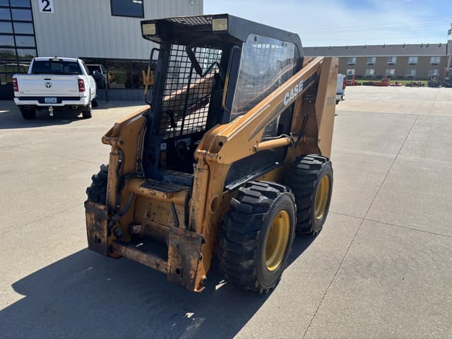 Image of Case 70XT equipment image 1