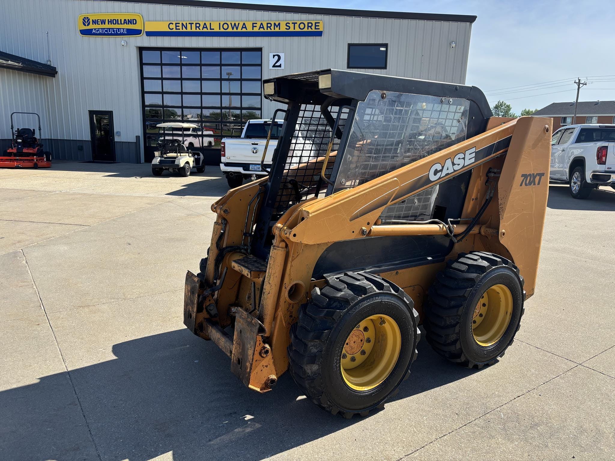 Case 70XT Equipment Image0