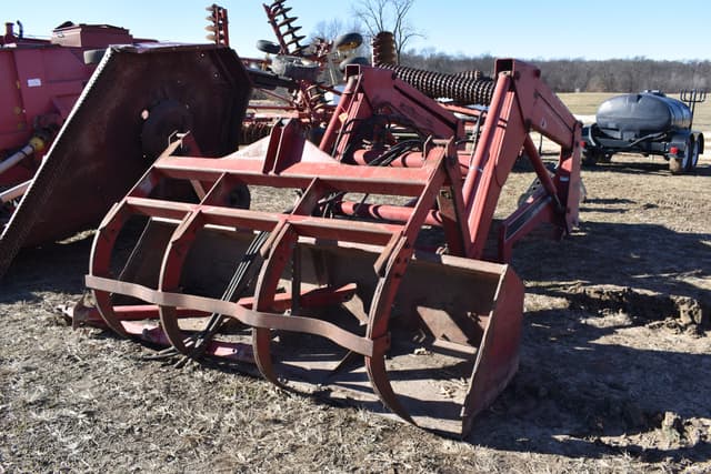 Image of Case IH 710 equipment image 2