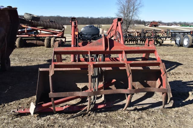 Image of Case IH 710 equipment image 1