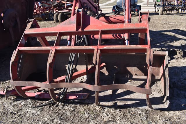 Image of Case IH 710 equipment image 4