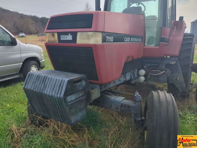 Image of Case IH 7110 equipment image 2