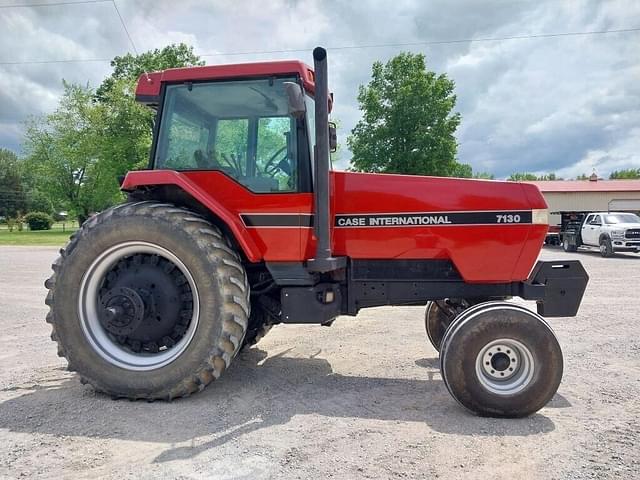 Image of Case IH 7130 equipment image 3