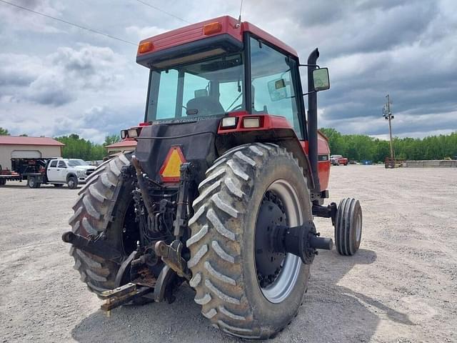 Image of Case IH 7130 equipment image 4