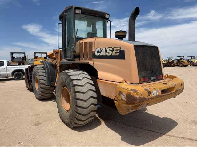 Image of Case 721E equipment image 3