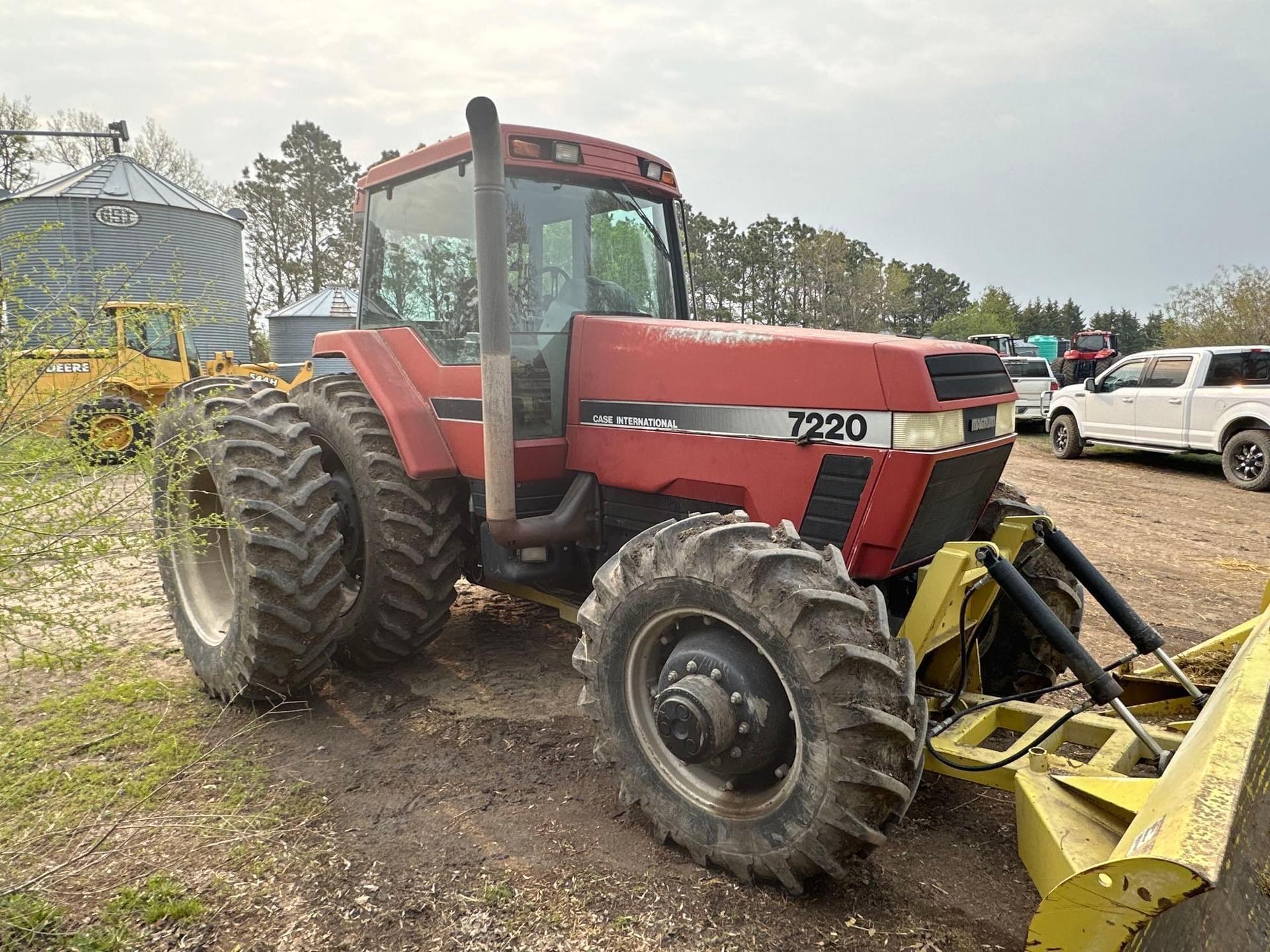 Case IH 7220 Tractors 100 to 174 HP for Sale Tractor Zoom