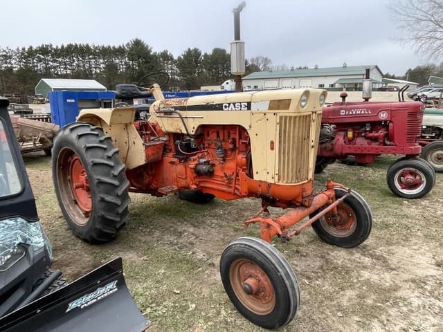 Image of J.I. Case 730 equipment image 2