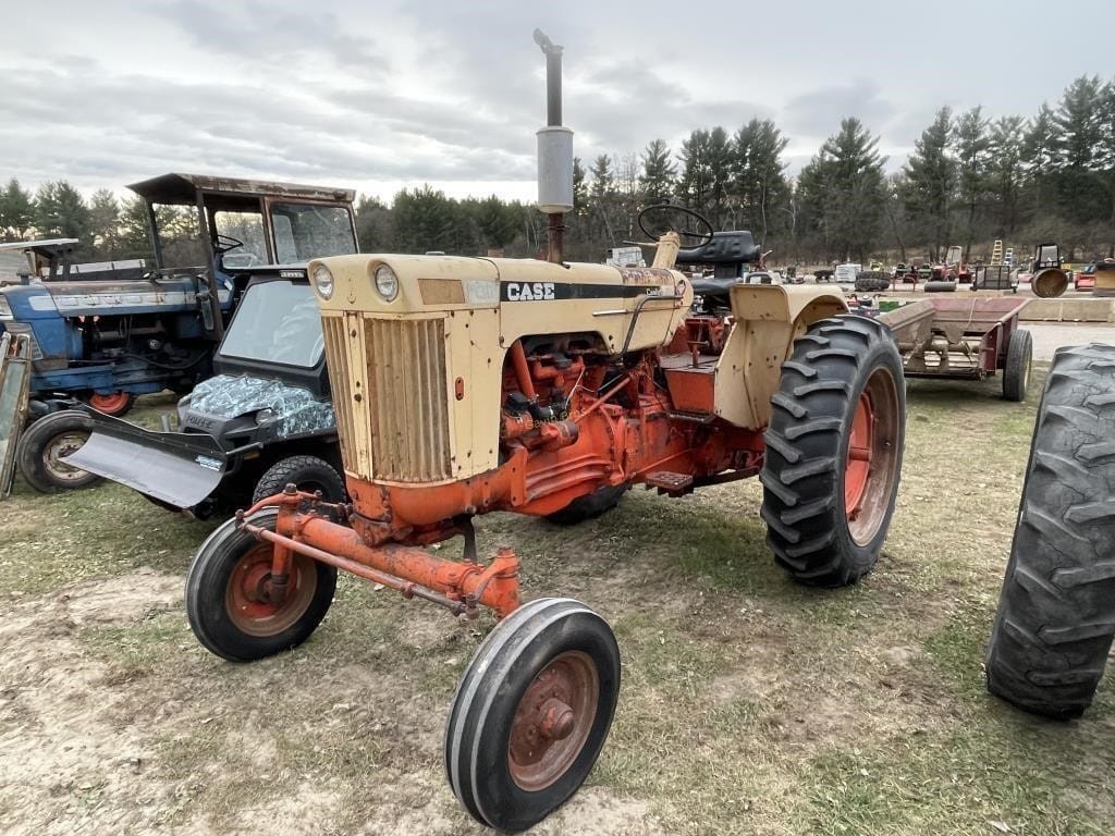 J.I. Case 730 Equipment Image0
