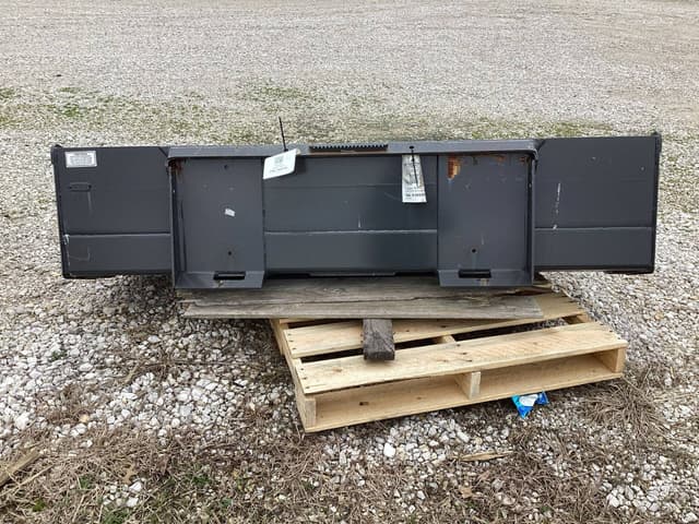 Image of Case HD Bucket equipment image 3