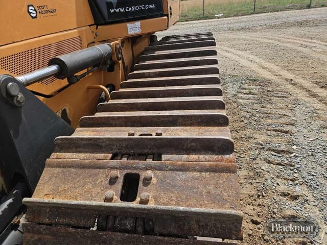 Image of Case 750M equipment image 4