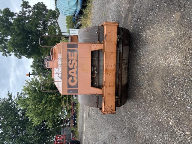 Image of Case 752B equipment image 3