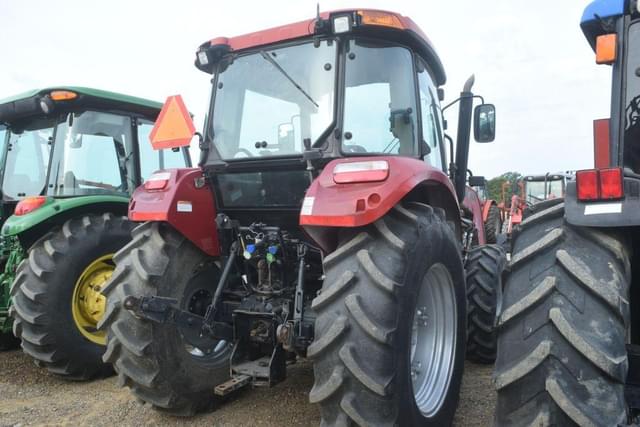 Image of Case IH Farmall 75C equipment image 2