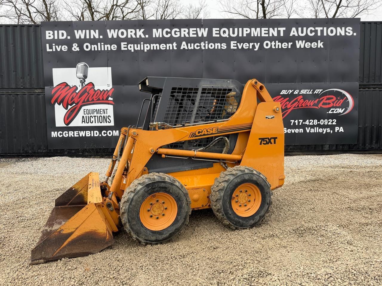 Case 75XT Equipment Image0