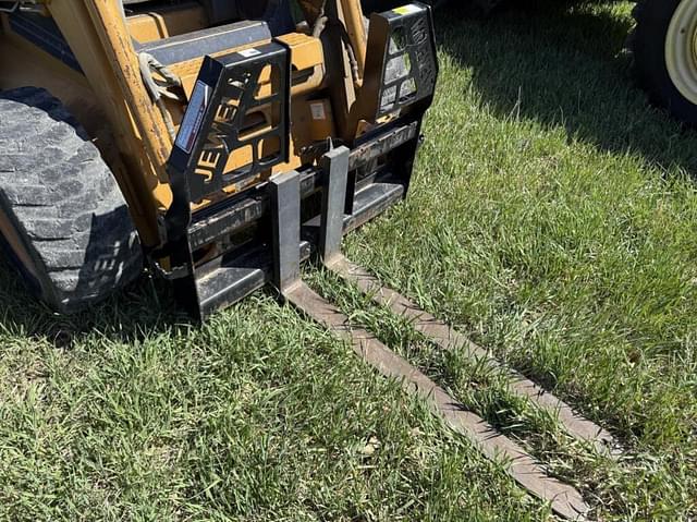 Image of Case 75XT equipment image 1