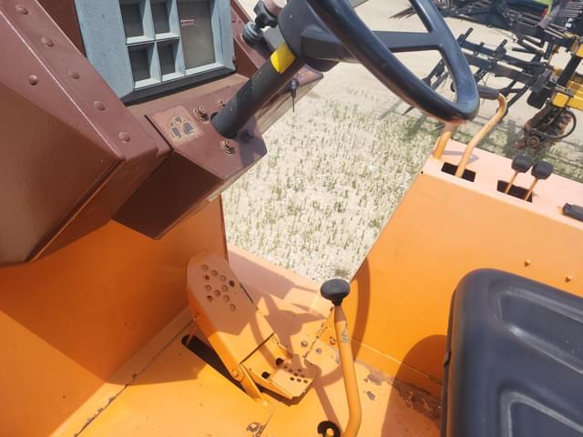 Image of Case 760 equipment image 3