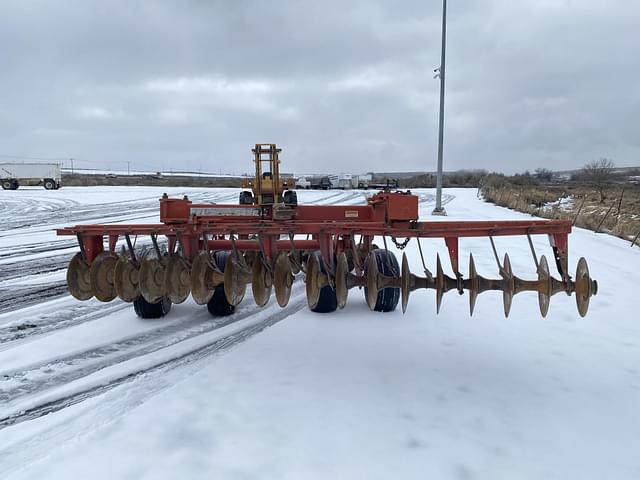 Image of Case IH 770 equipment image 3