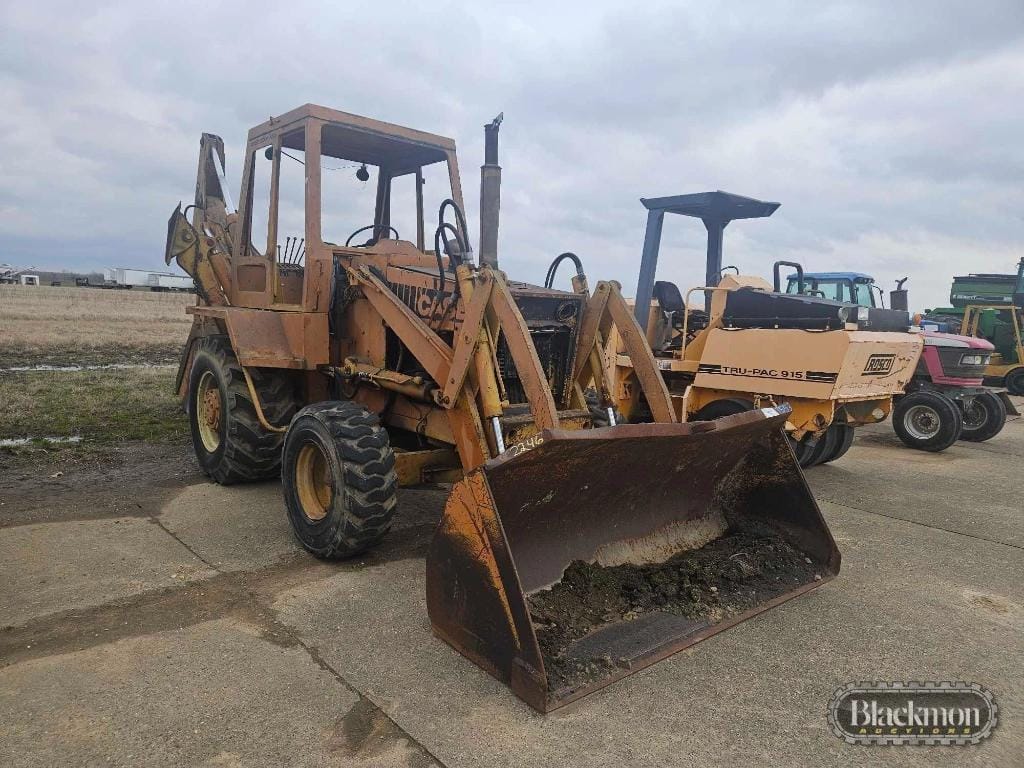 Case 780 Equipment Image0