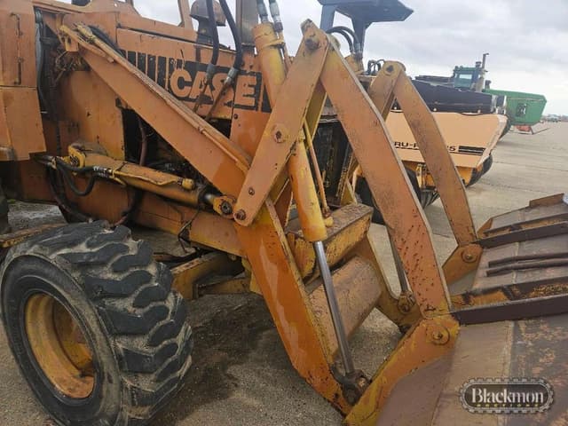 Image of Case 780 equipment image 2