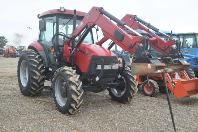 Image of Case IH Farmall 80 equipment image 3