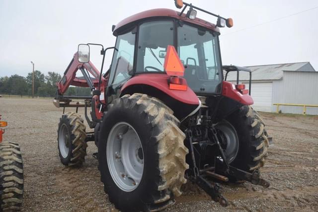Image of Case IH Farmall 80 equipment image 1