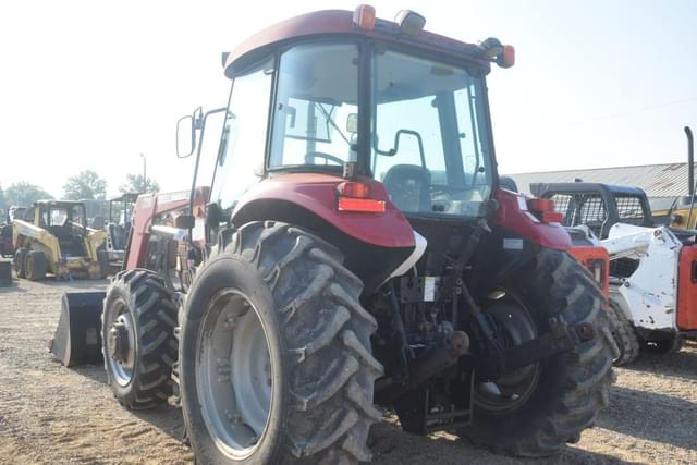 Image of Case IH Farmall 80 equipment image 1