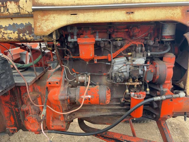 Image of Case 802-B equipment image 4