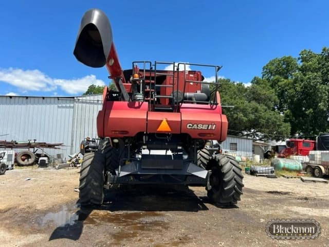 Image of Case IH 8120 equipment image 2