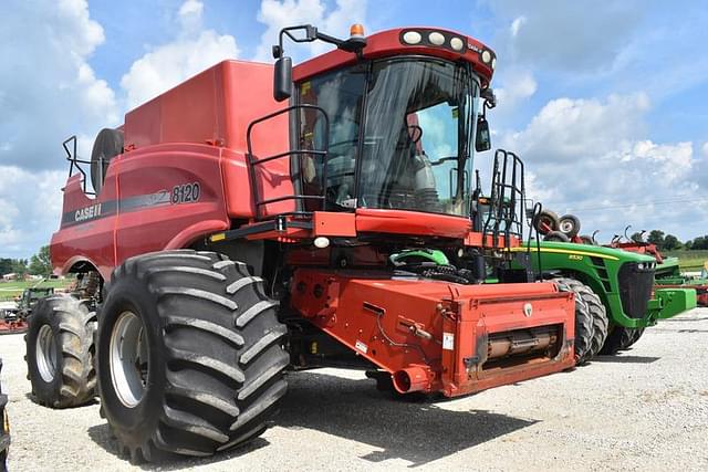 Image of Case IH 8120 equipment image 2