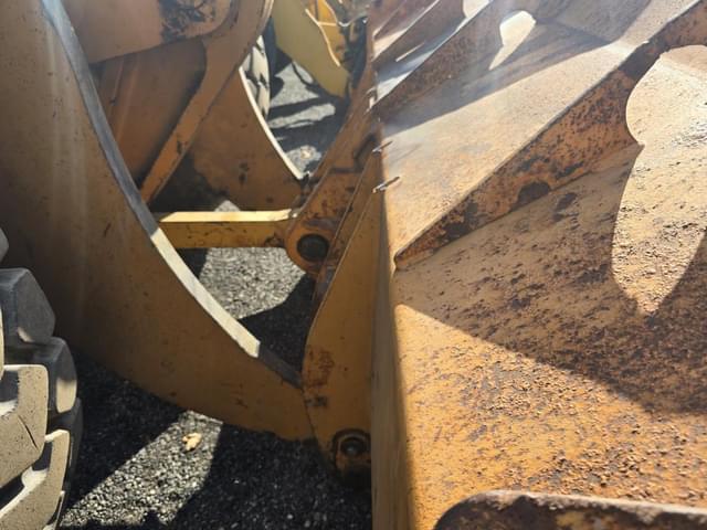 Image of Case 821C equipment image 4