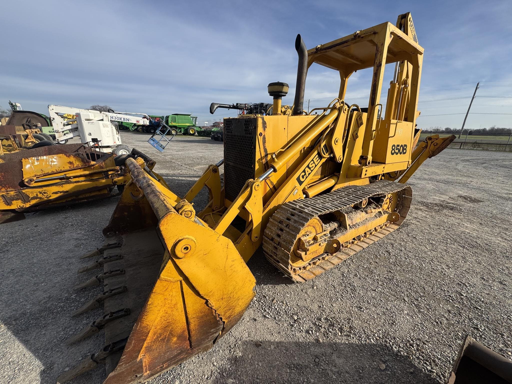 Case 850B Equipment Image0