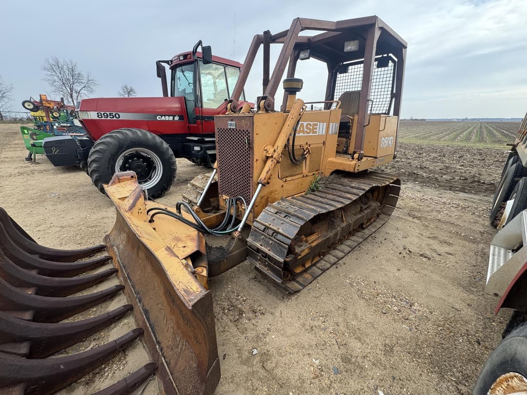 Image of Case 850D Primary image