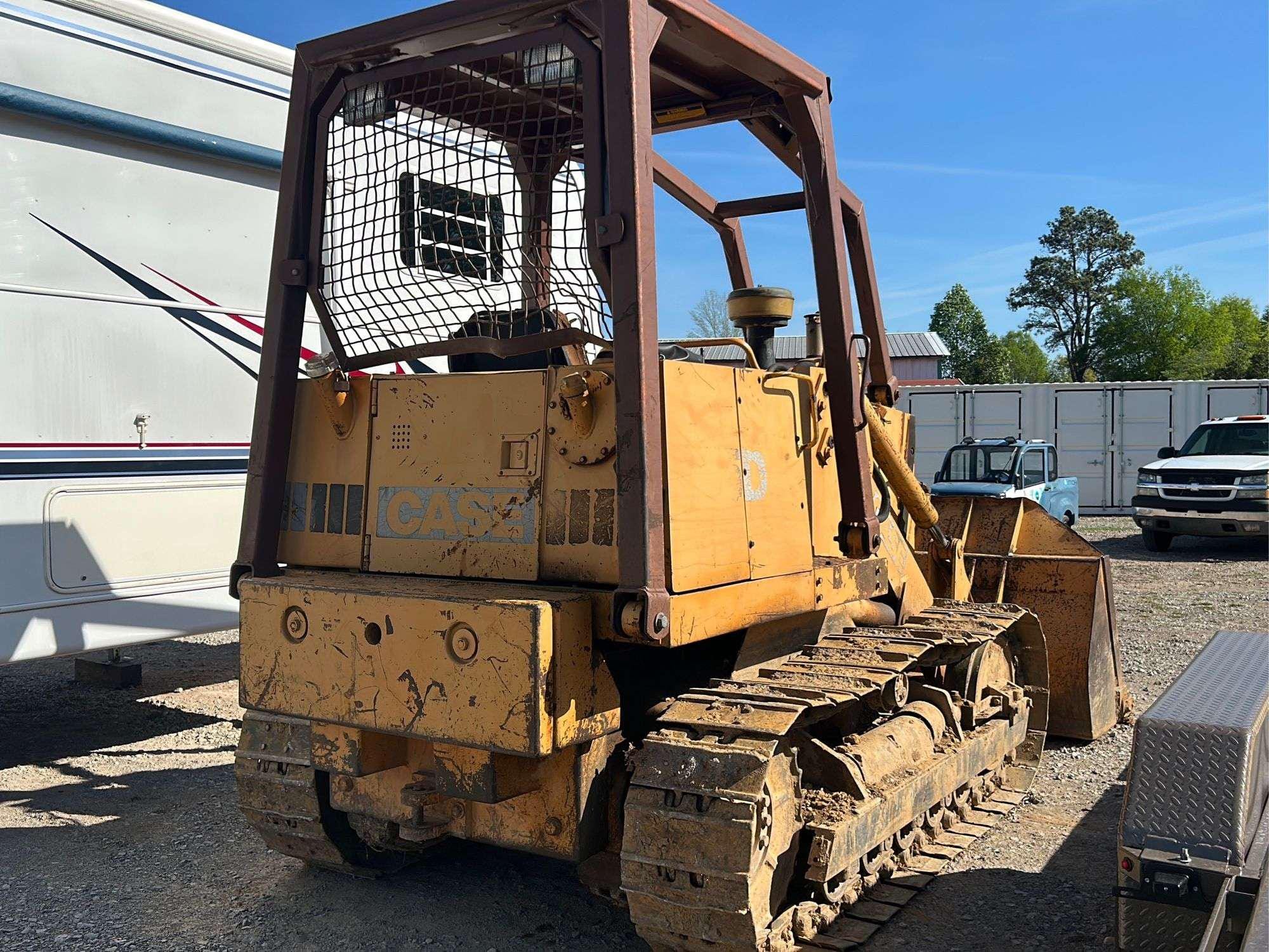 Main image Case 855D