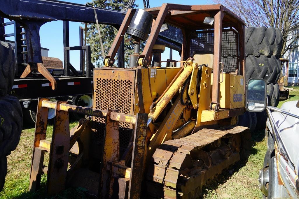 Main image Case 855D