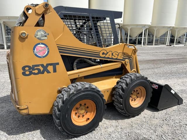 Image of Case 85XT equipment image 4