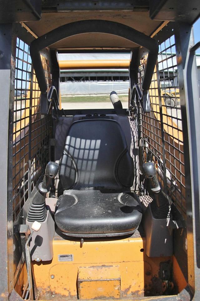Image of Case 85XT equipment image 3