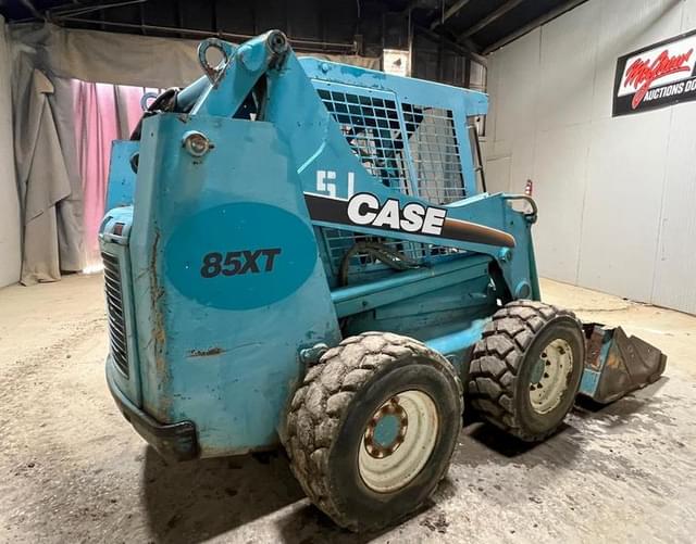 Image of Case 85XT equipment image 4