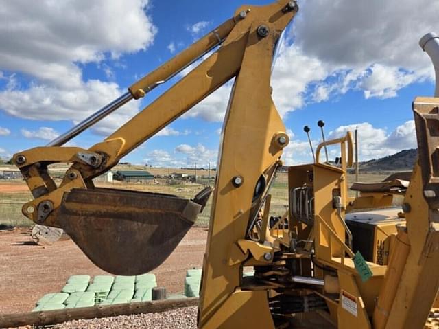 Image of Case 860 equipment image 2