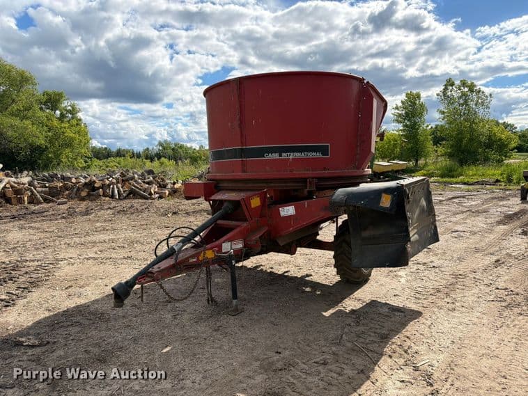 Image of Case IH 8610 Primary image